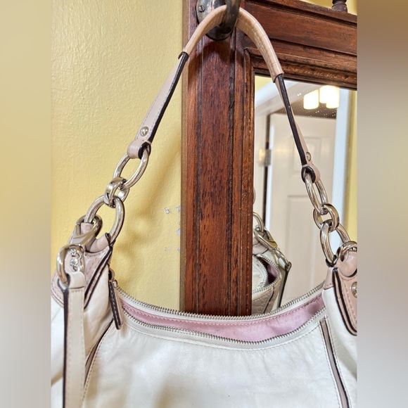 Coach Cream and White Women's Bag - Picture 11 of 15